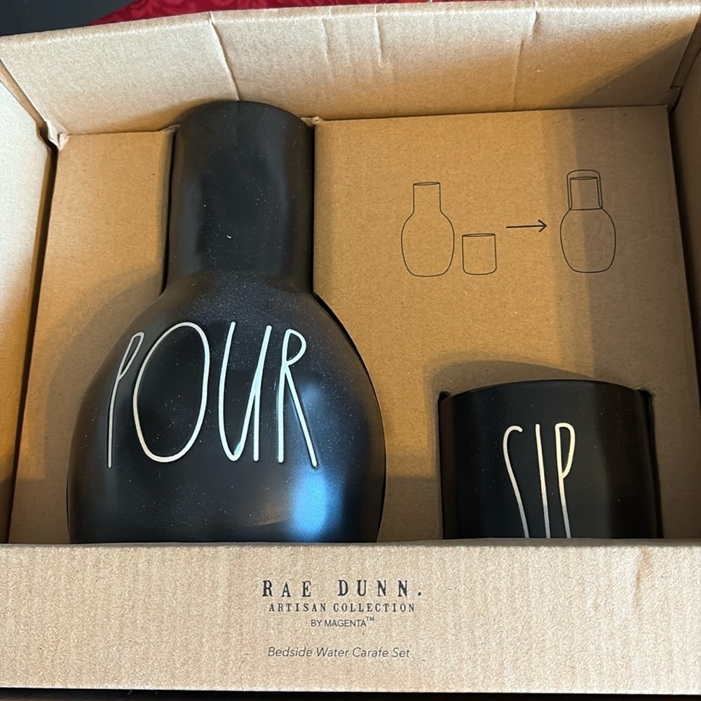 Rae Dunn Pour & Sip